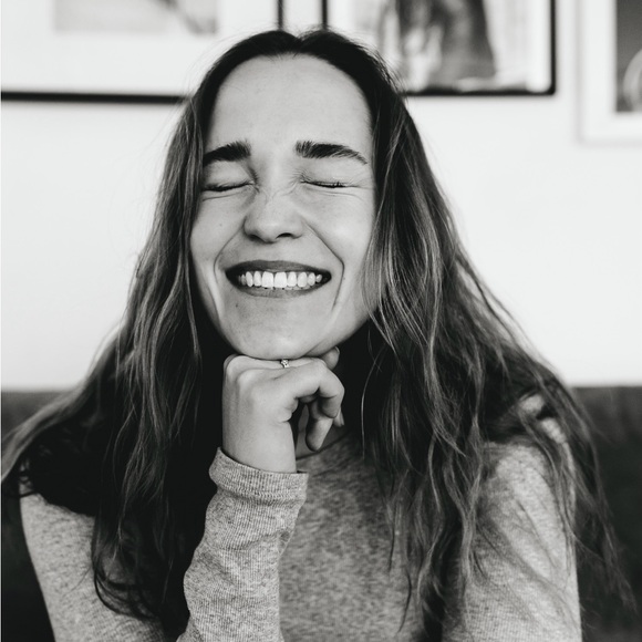 Meet your Posher, Lucy - Picture 1 of 1